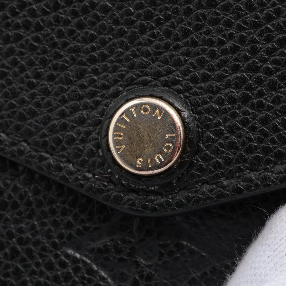 Louis Vuitton Empreinte Portefeuille Sarah M61182 Noir Long Wallet There was an