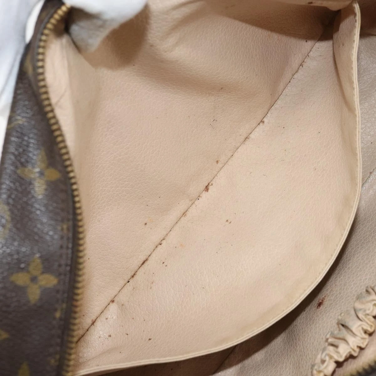 LOUIS VUITTON Monogram Trousse Toilette 28 Clutch Bag M47522 LV Auth 168549