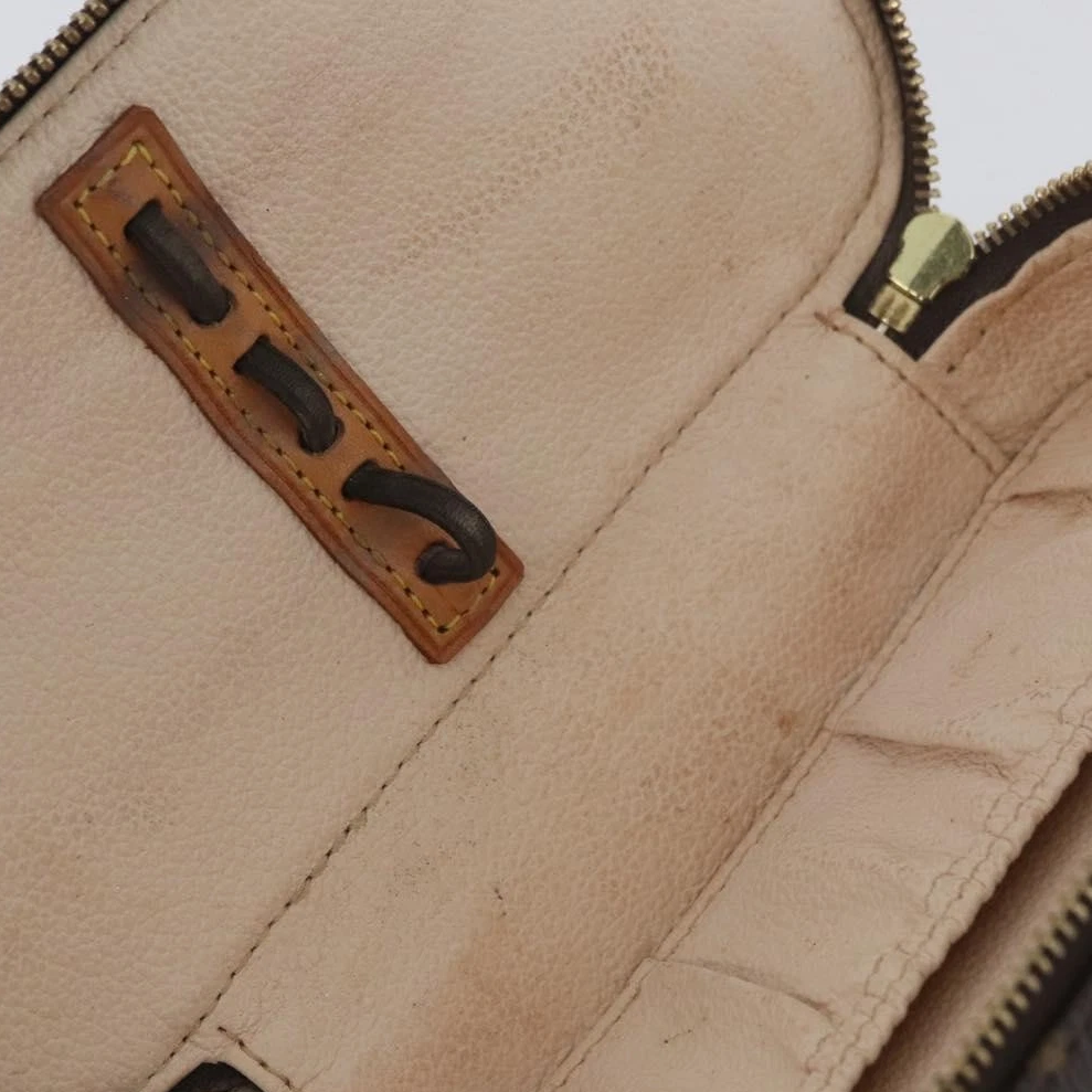 $750 2002 LOUIS VUITTON Monogram Trousse Blush PM VI0092