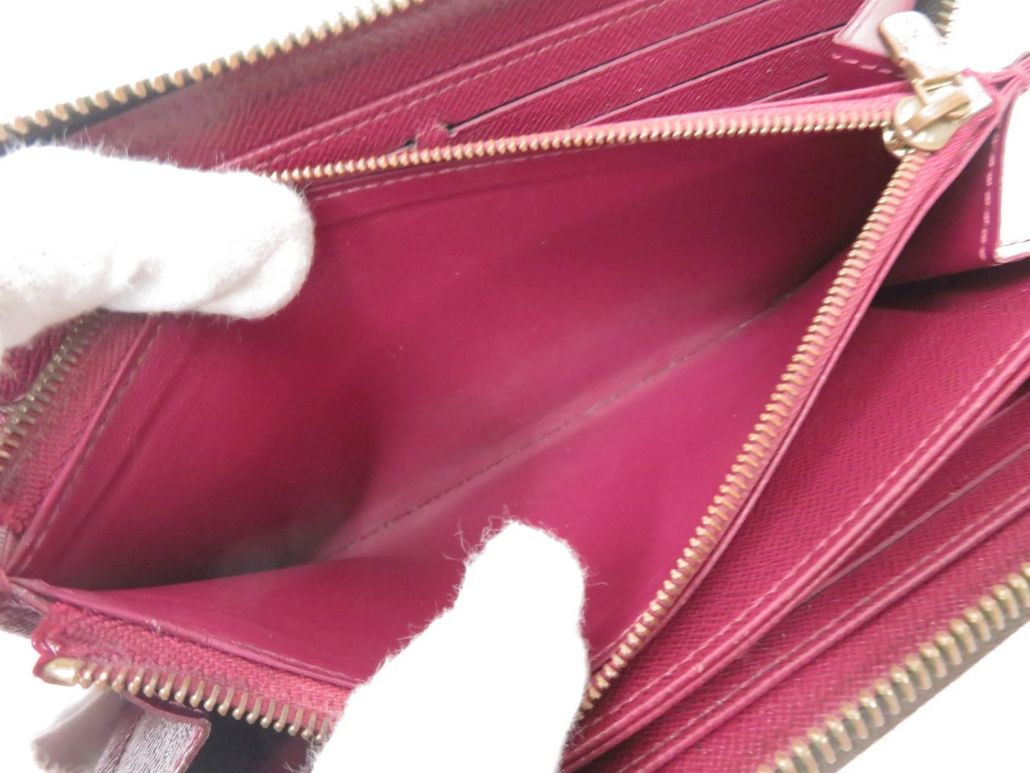 $915 2016 LOUIS VUITTON Monogram Zippy Wallet Fuchsia GI2116