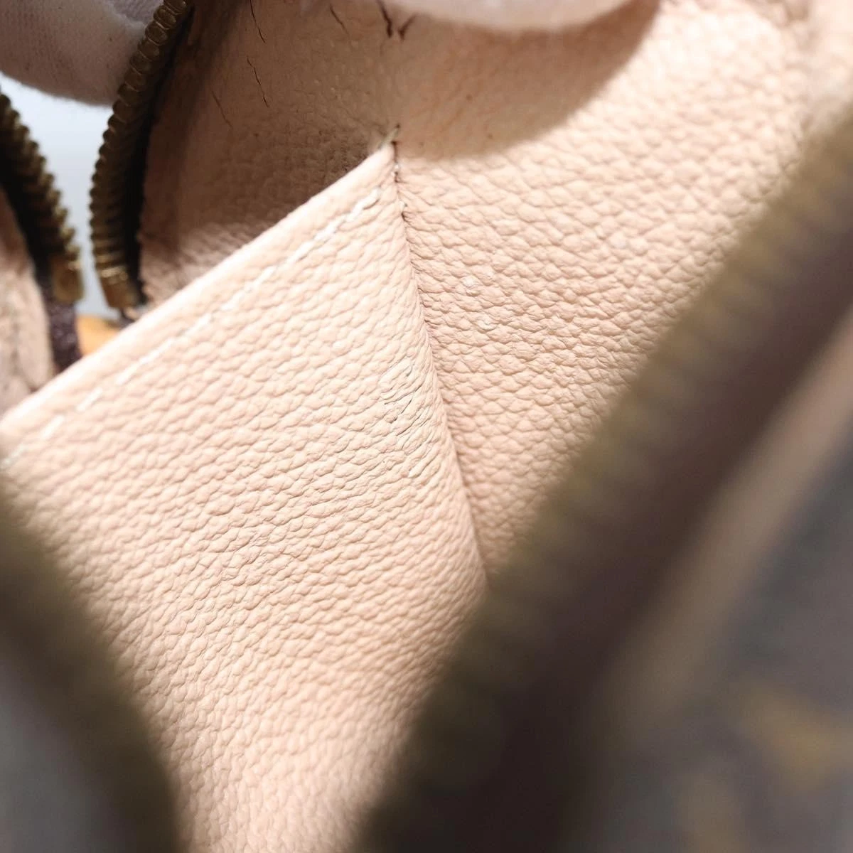 LOUIS VUITTON Monogram Pochette Cosmetic PM Pouch M43998 LV Auth BA11615
