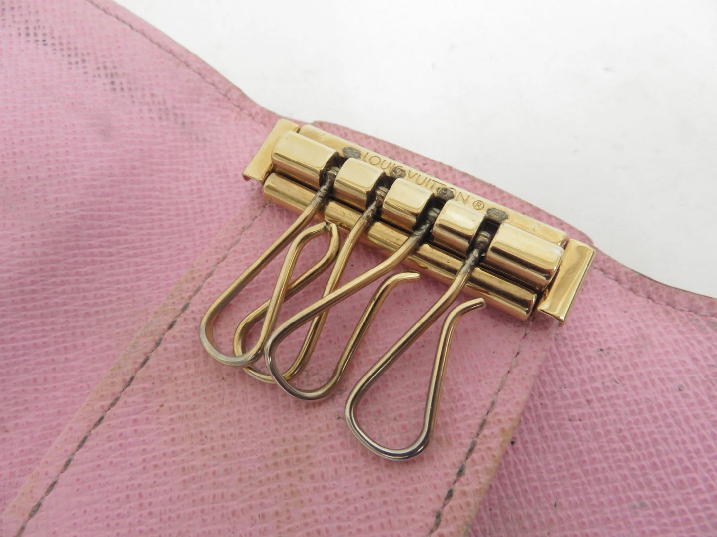 LOUIS VUITTON Monogram Multicolor Multicles 4 Ring Key Case