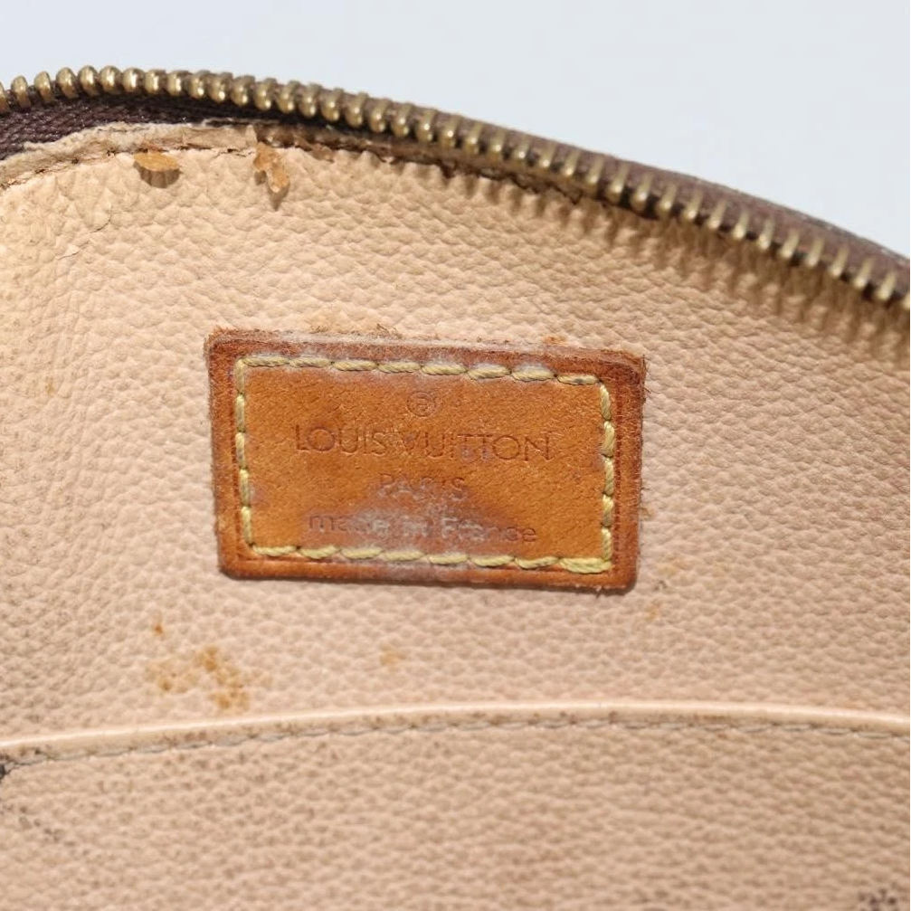 $735 2003 LOUIS VUITTON Monogram Trousse Demi Ronde TH0053