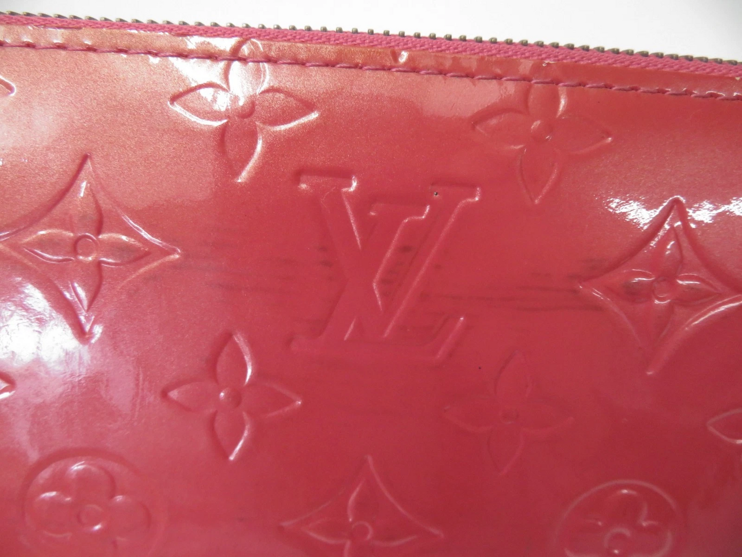 $970 Louis Vuitton Vernis Zippy Wallet Rose Litchi