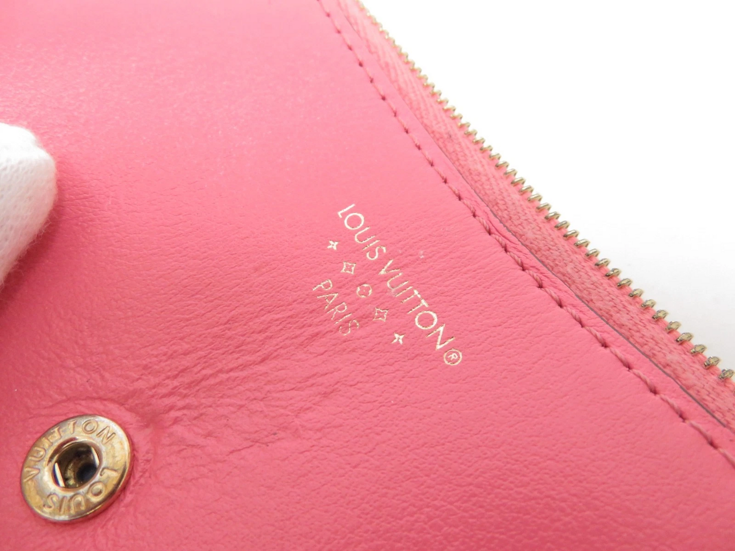 $965 2020 LOUIS VUITTON Smooth Calfskin LV Pont 9 Compact Wallet Pink FH2230