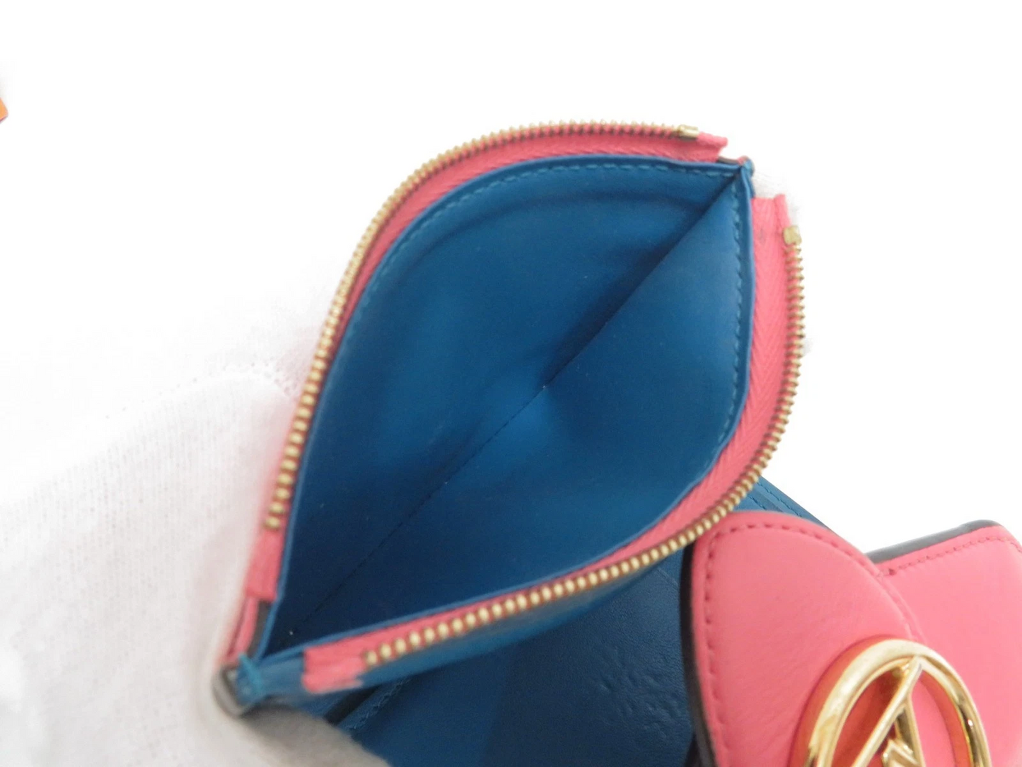 $965 2020 LOUIS VUITTON Smooth Calfskin LV Pont 9 Compact Wallet Pink FH2230