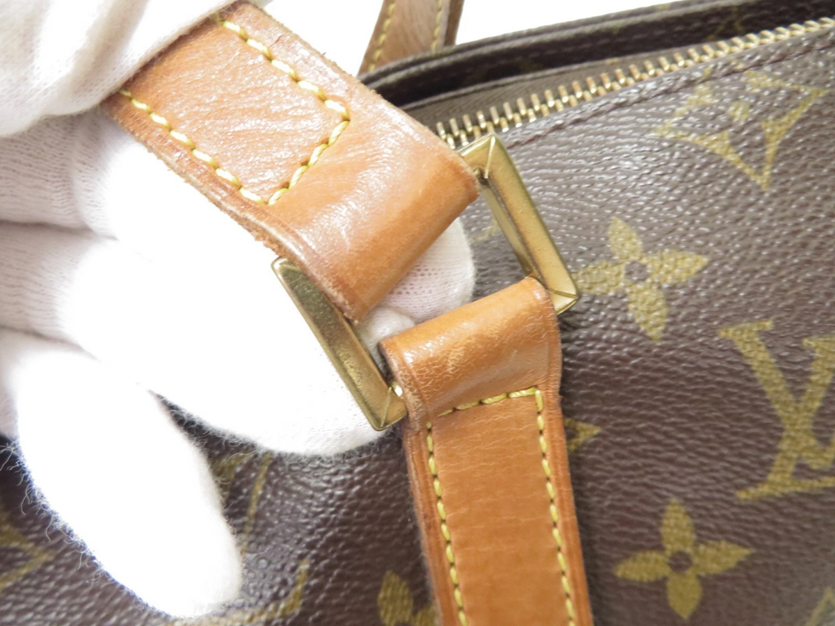 $1,650 2002 Louis Vuitton Monogram Cabas Mezzo AR0022