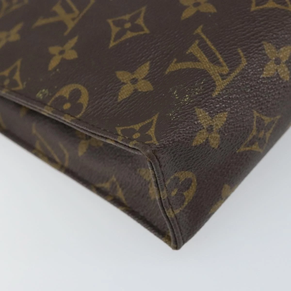 $760 LOUIS VUITTON Monogram Toiletry Pouch 26