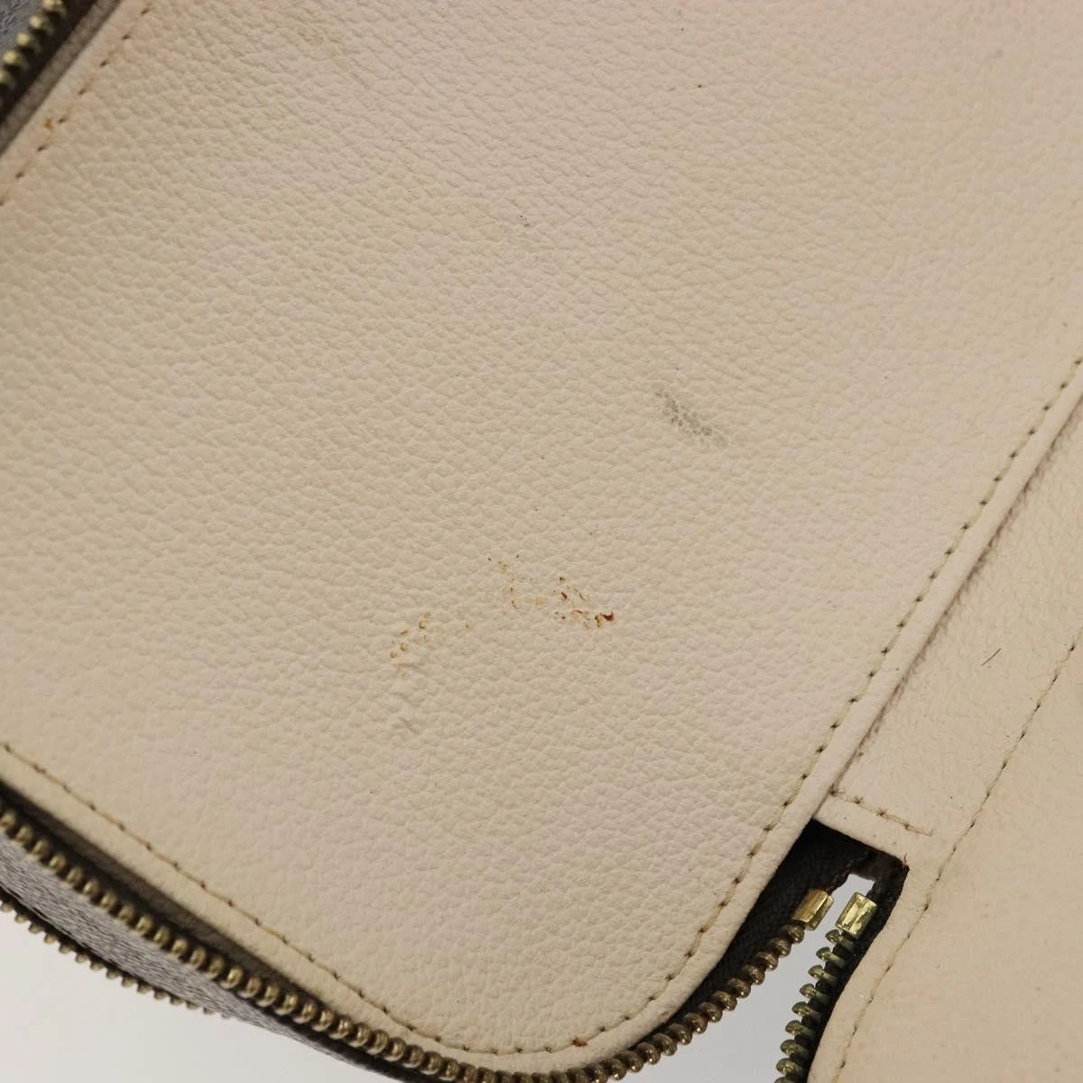 $750 LOUIS VUITTON Monogram Trousse Blush PM VI0052