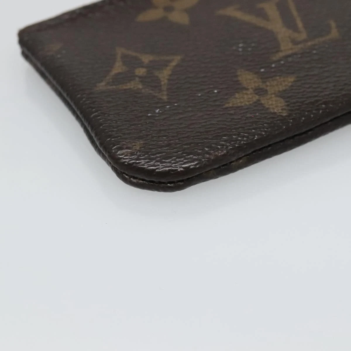 $355 LOUIS VUITTON Monogram Key Pouch Spain