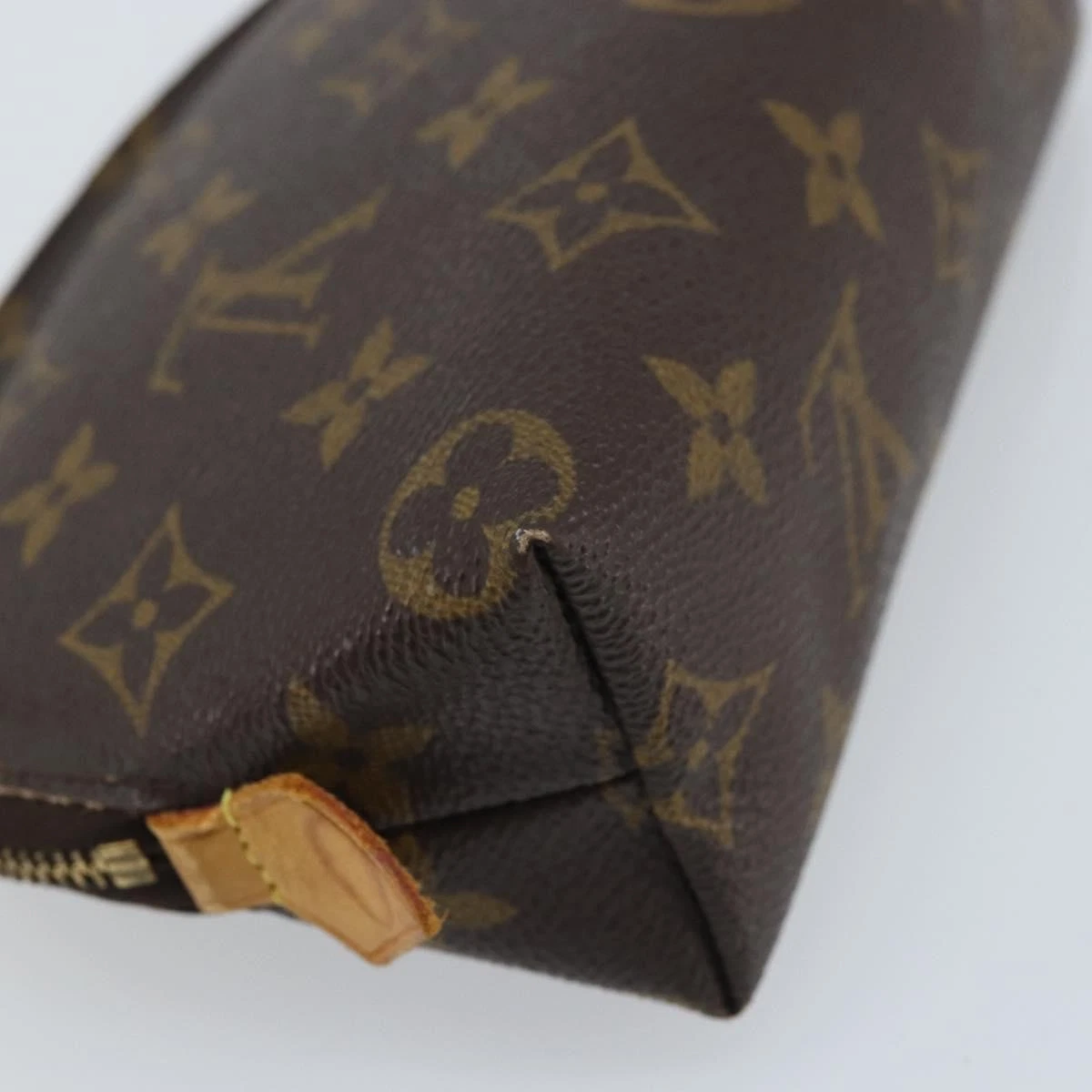 LOUIS VUITTON Monogram Pochette Cosmetic PM Pouch M43998 LV Auth BA11615