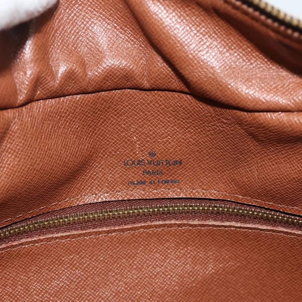 $1,450 1995 Louis Vuitton Monogram Boulogne 35 Shoulder Bag AS0995
