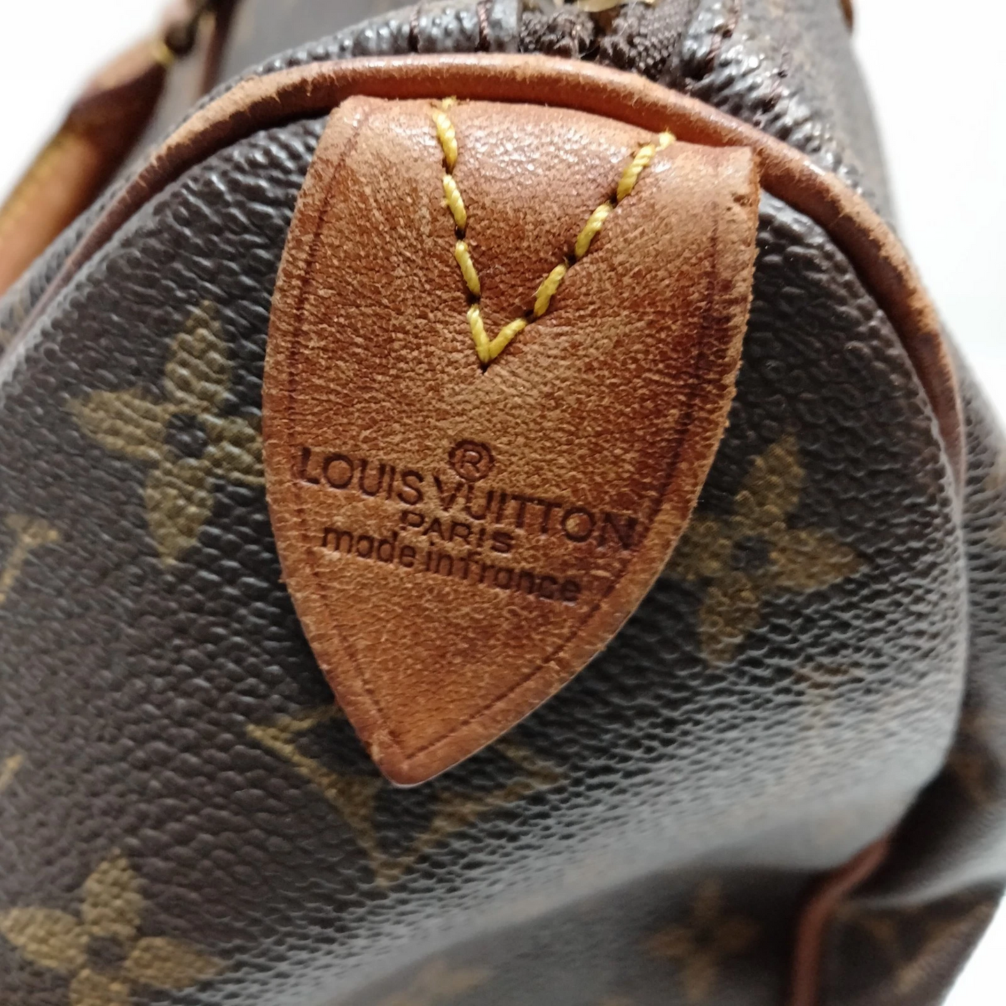 $1490 1987 Louis Vuitton Monogram Speedy 25 MI872
