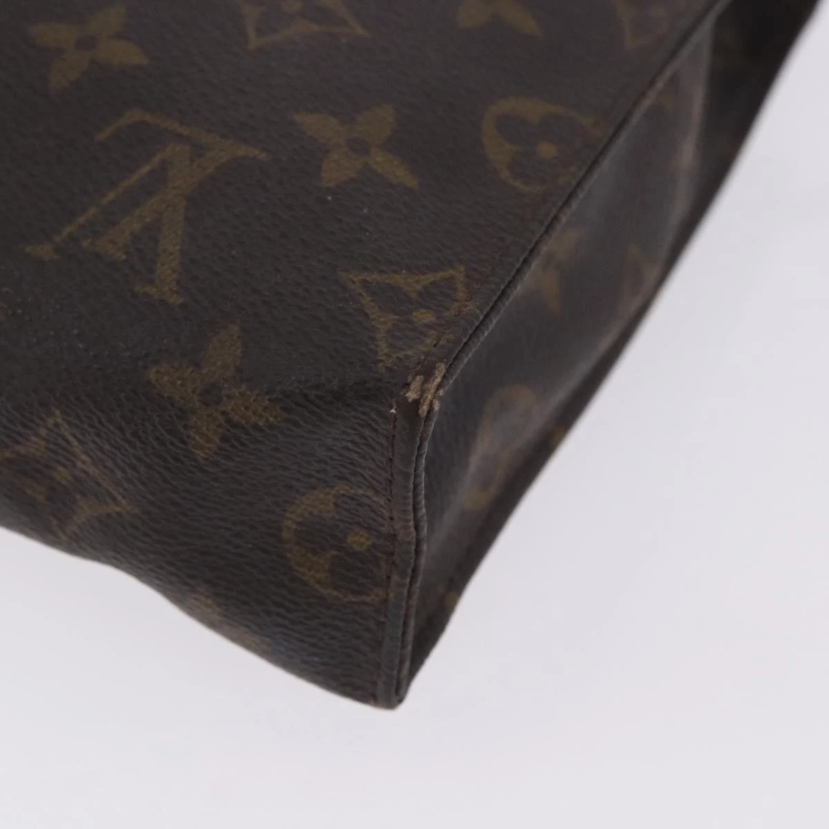 $760 1991 LOUIS VUITTON Monogram Toiletry Pouch 26 TH0971