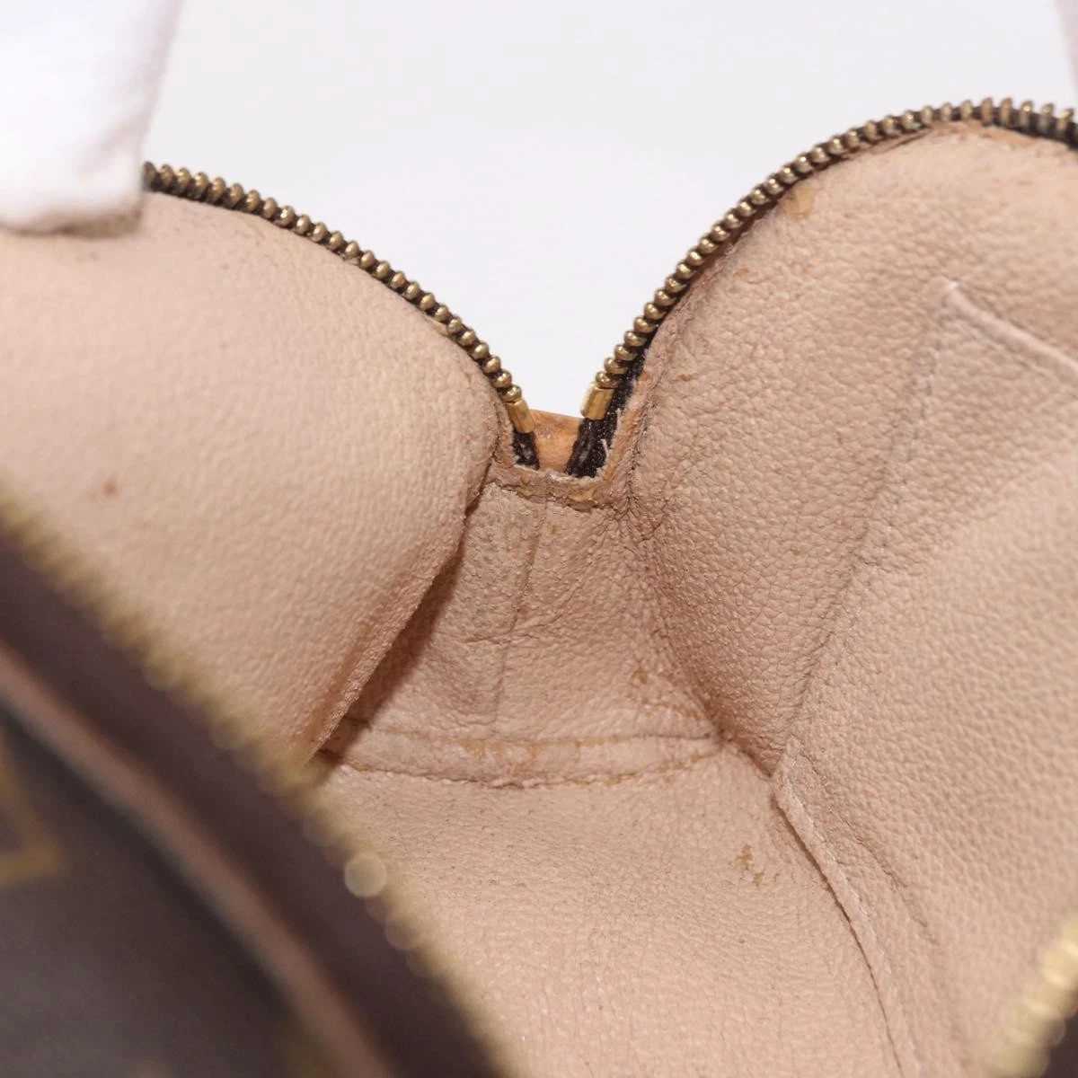 LOUIS VUITTON Monogram Pochette Cosmetic PM Pouch M43998 LV Auth 188189