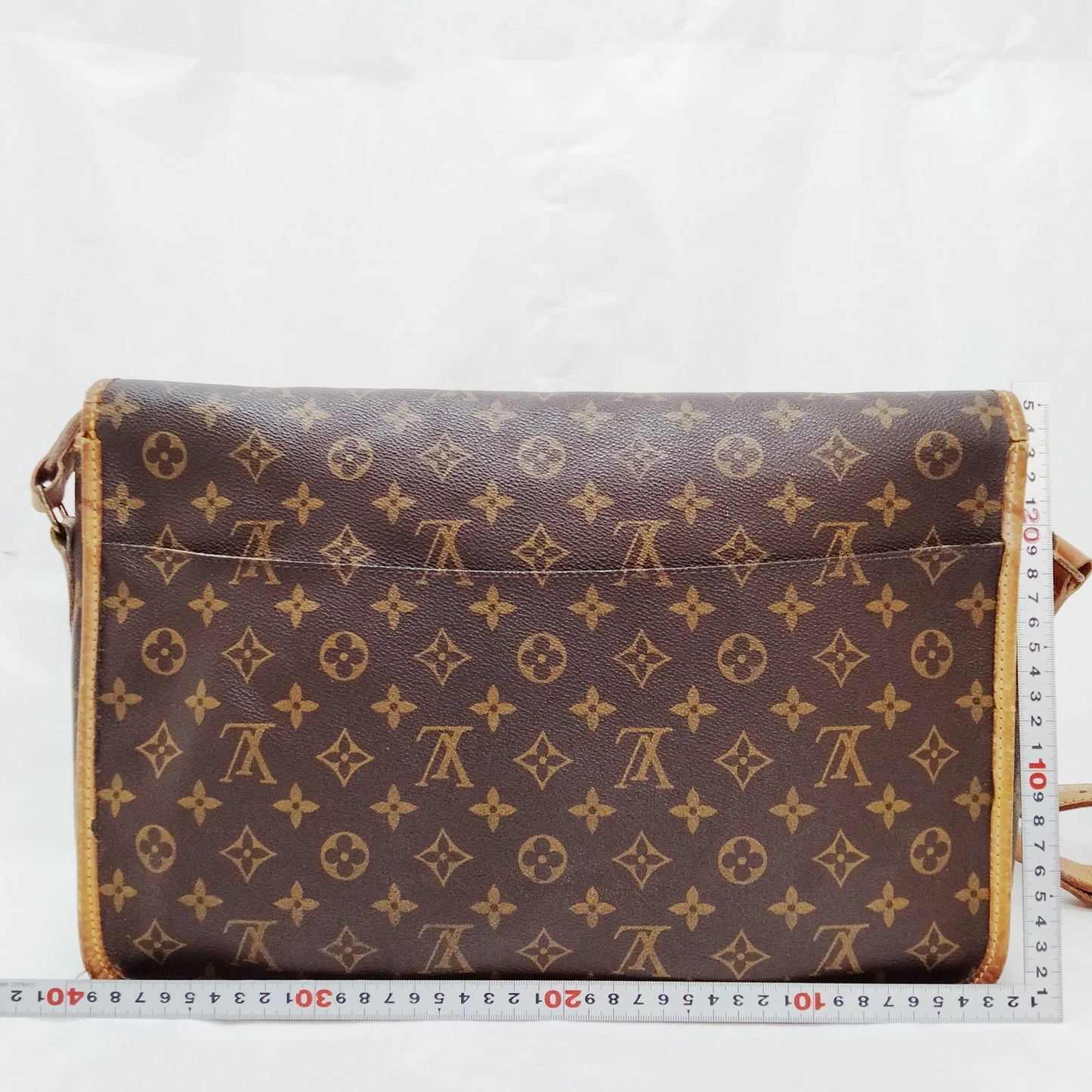 $1550 1992 Louis Vuitton Monogram Sac Gibeciere GM AR0992
