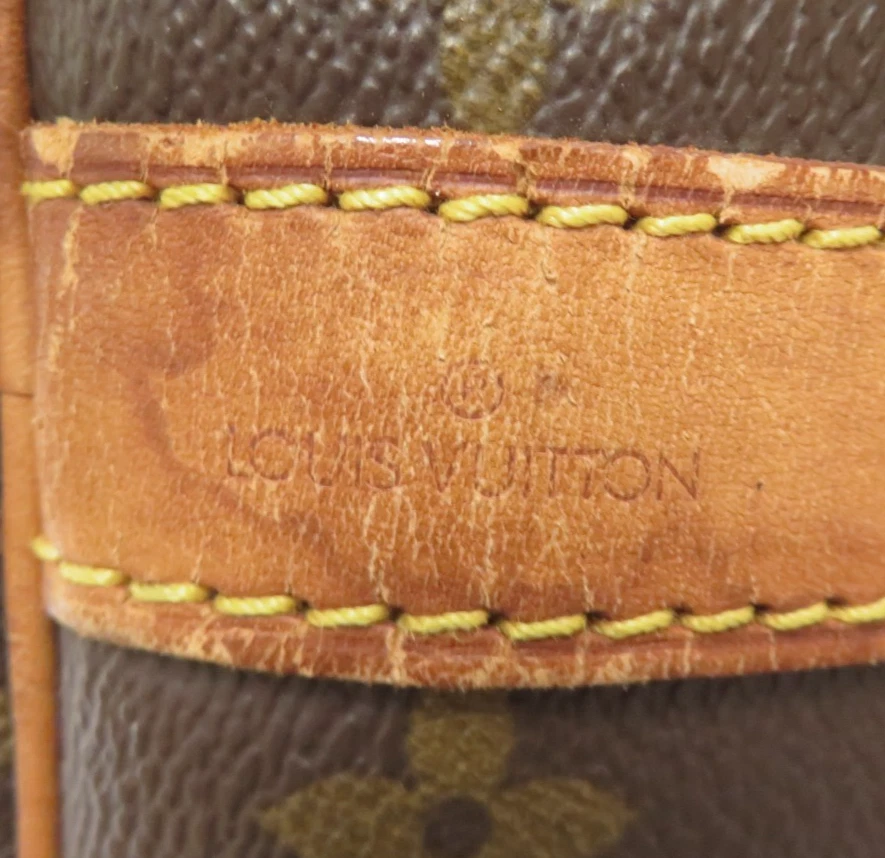 $2690 1990 Louis Vuitton Monogram Keepall Bandouliere 60 VI0950