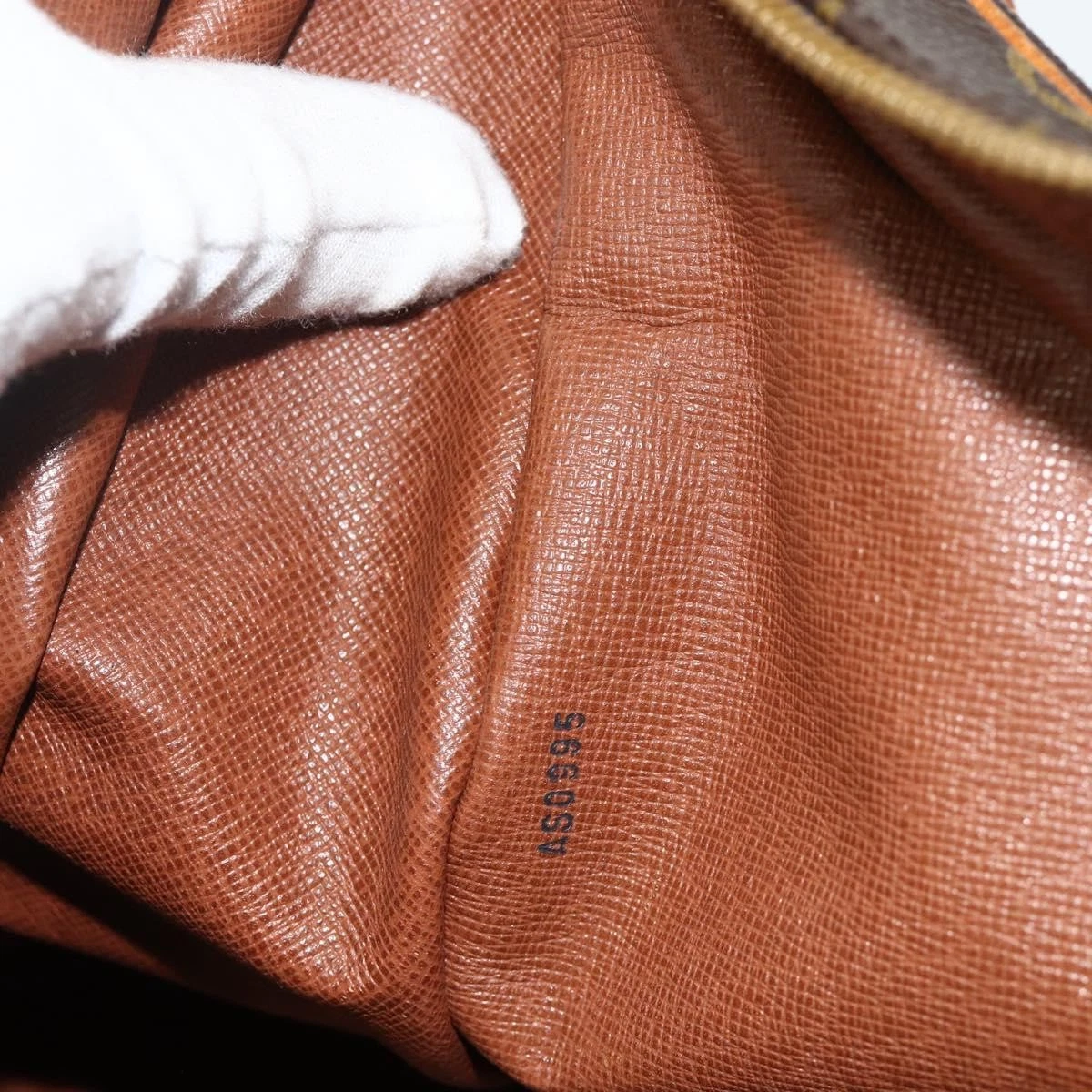 $1,450 1995 Louis Vuitton Monogram Boulogne 35 Shoulder Bag AS0995