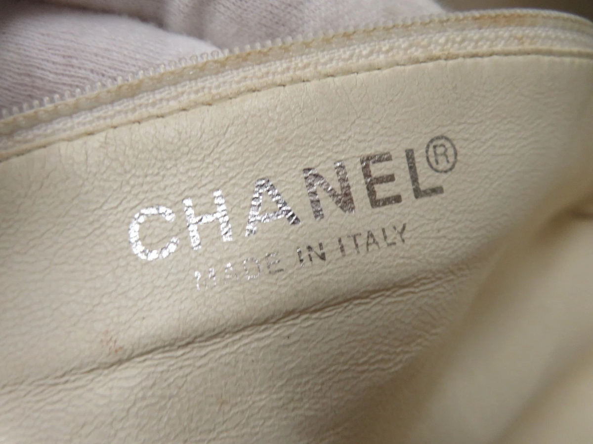 $2,200 2004 Chanel Sports Line Matelasse Nylon Boston Bag 9xxxxxx