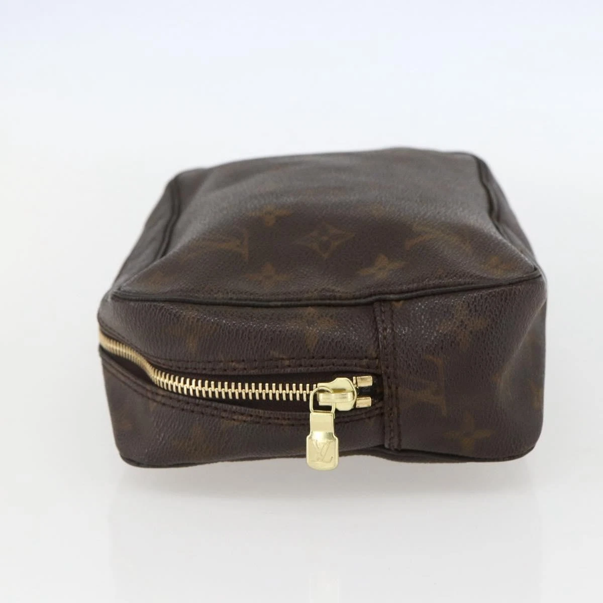 $600 1988 LOUIS VUITTON Monogram Trousse Toilette 23 883TH