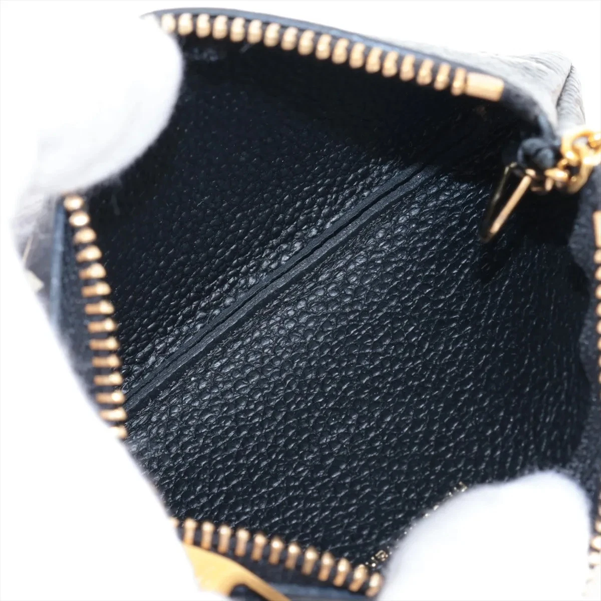 $530 RFID Louis Vuitton Empreinte Monogram Giant Key Pouch Black Beige