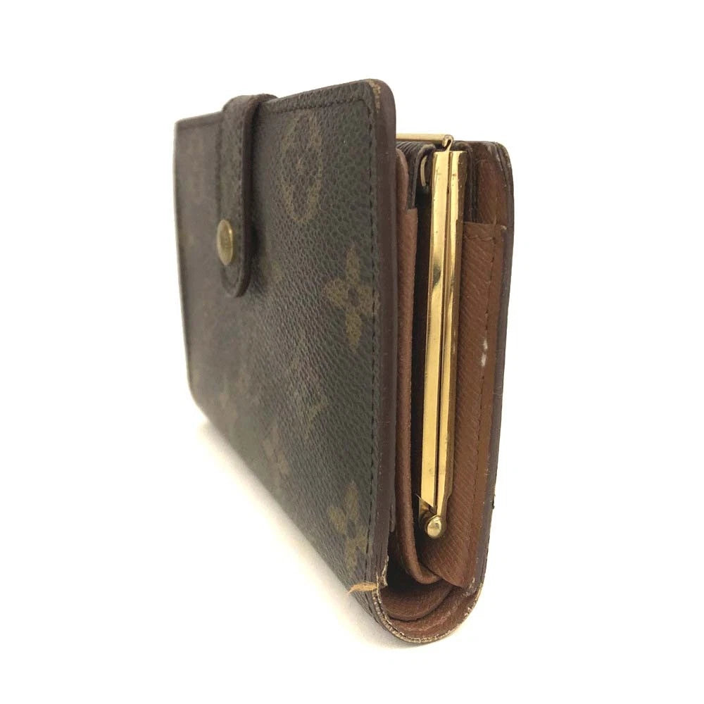 $750 1997 Louis Vuitton French Kisslock Monogram Compact Wallet MI0977