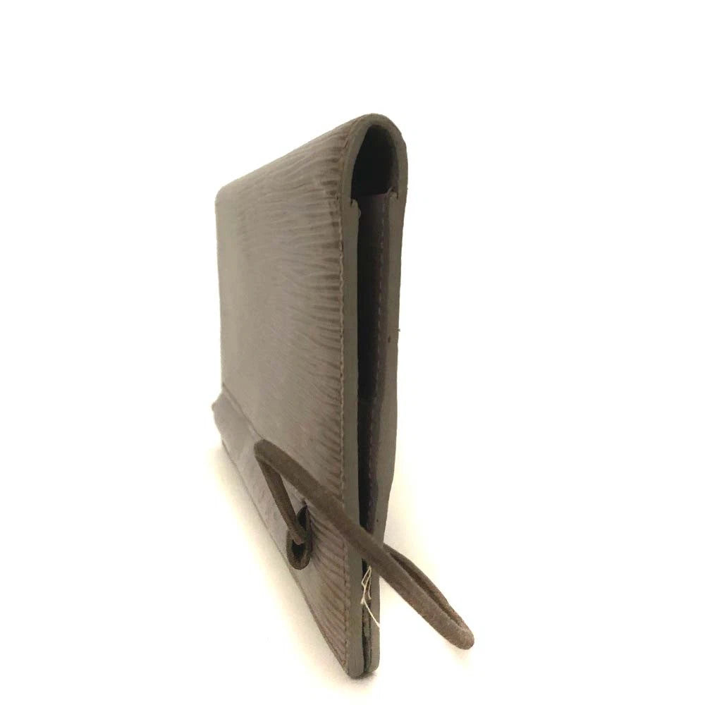 $795 2002 Louis Vuitton Epi Agenda Horizontal Notebook Cover MI1012