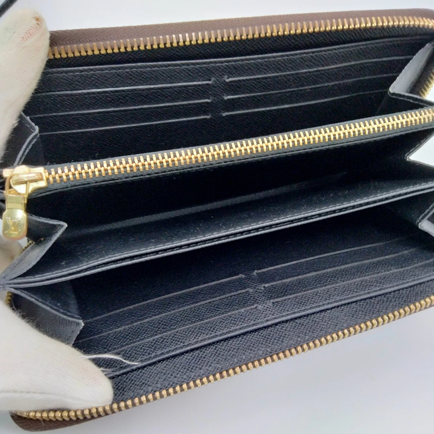 $990 2020 Louis Vuitton Reverse Monogram Giant Zippy Wallet CA3260