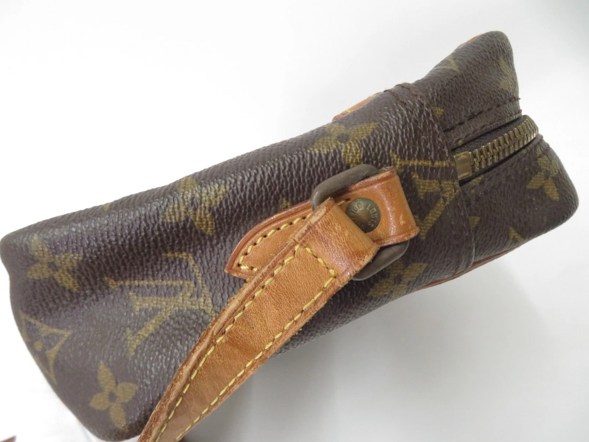$1,450 2001 Louis Vuitton Monogram Trocadero 27 TH0011