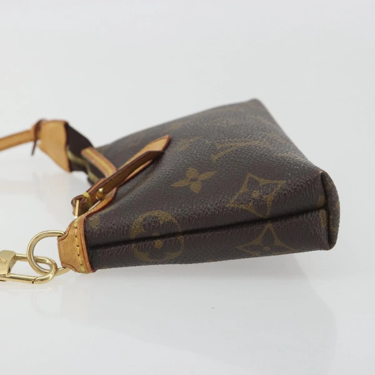 $1250 Louis Vuitton Monogram Mini Pochette Delightful