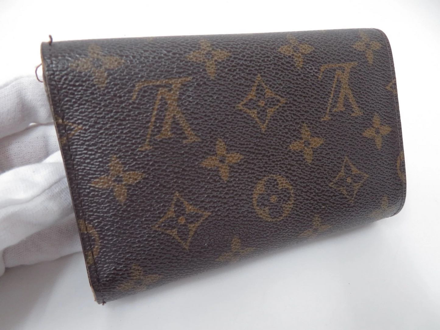 $610 2008 LOUIS VUITTON Monogram Alexandra Wallet CA4068
