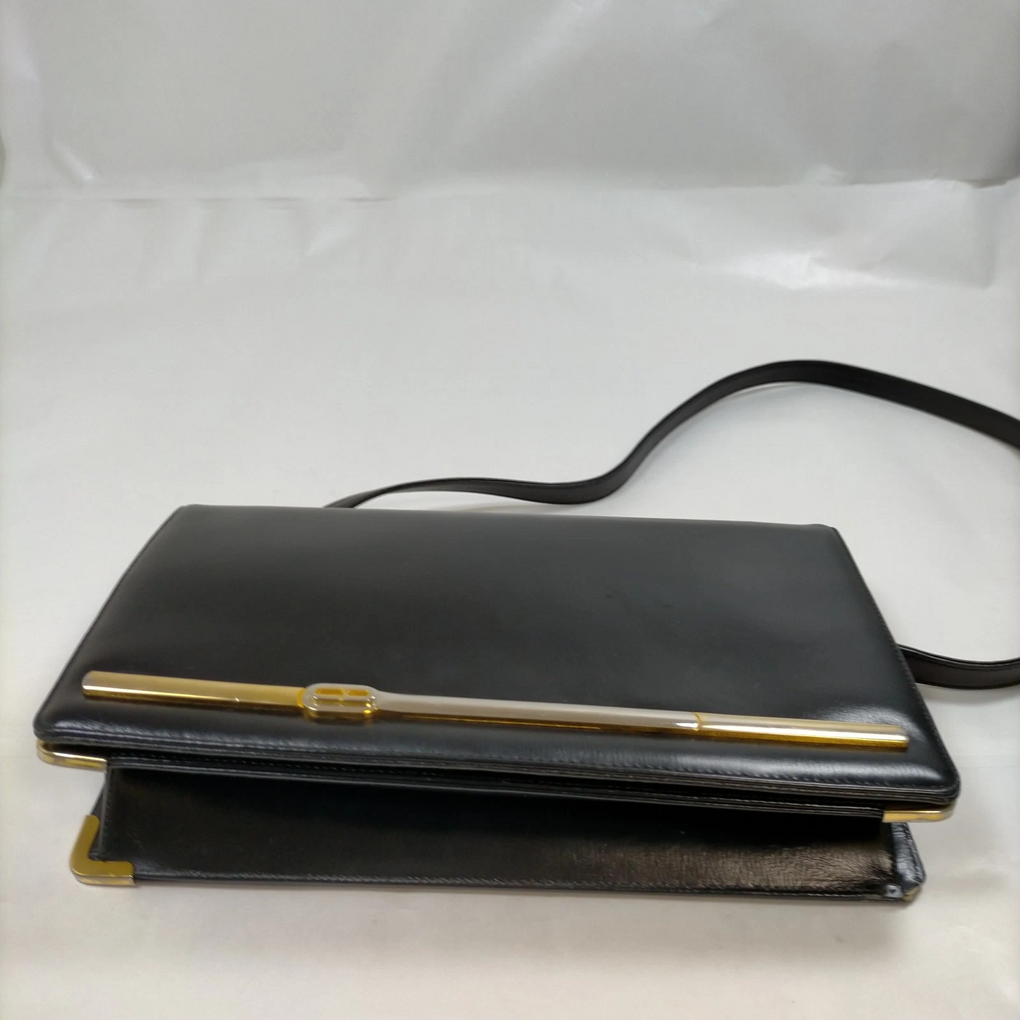 $1290 Christian Dior Shoulder Bag Black Leather