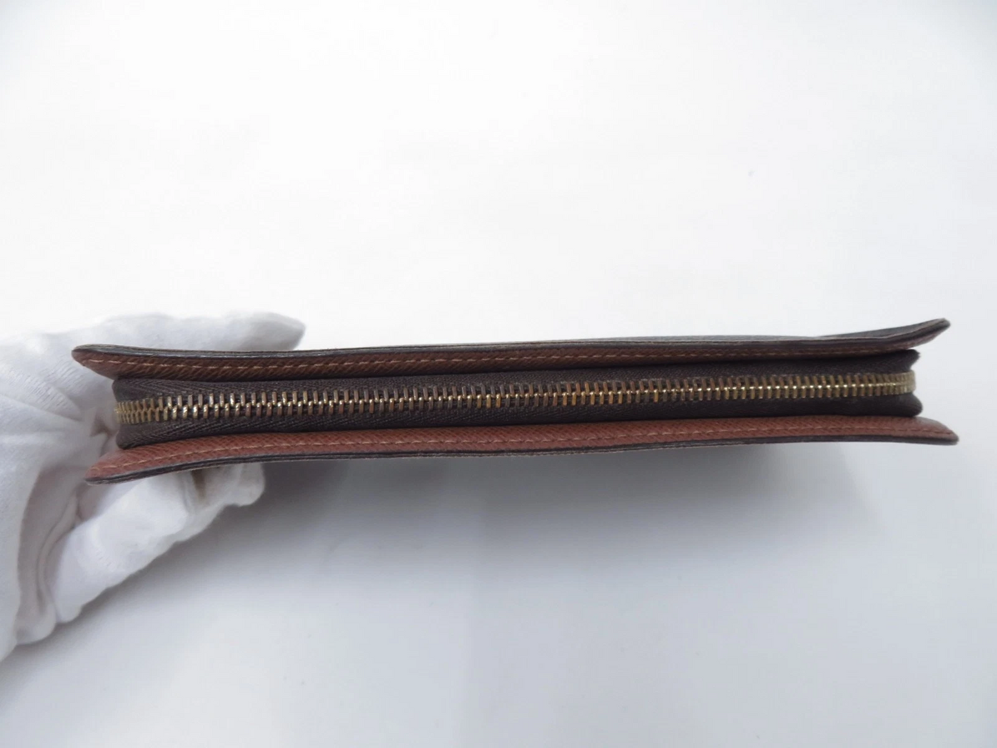 $915 2004 LOUIS VUITTON Monogram Porte-Monnaie Zippy Wallet CA0034