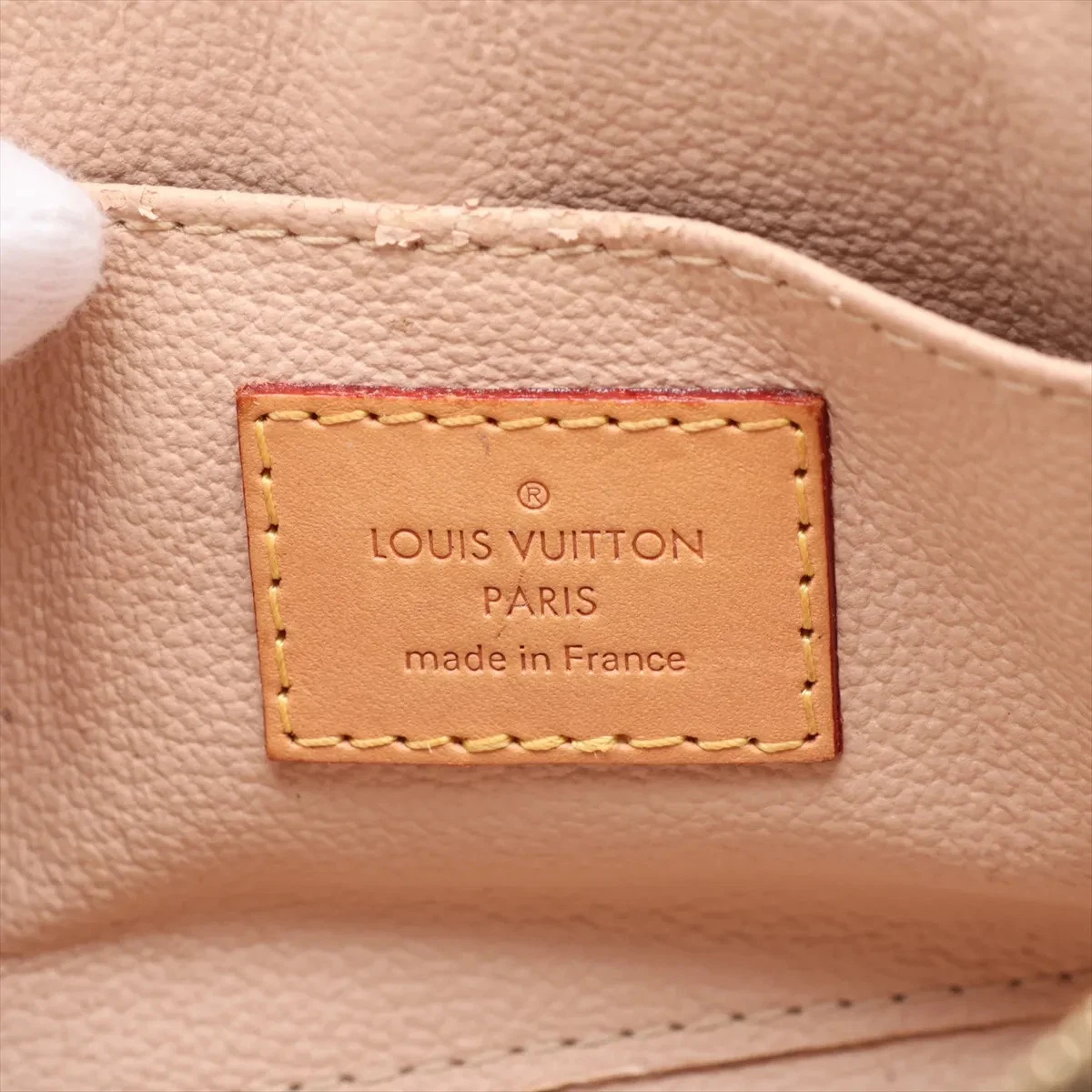 Louis Vuitton Monogram Pochette cosmetic M47515 Brown Pouch There was an RFID re