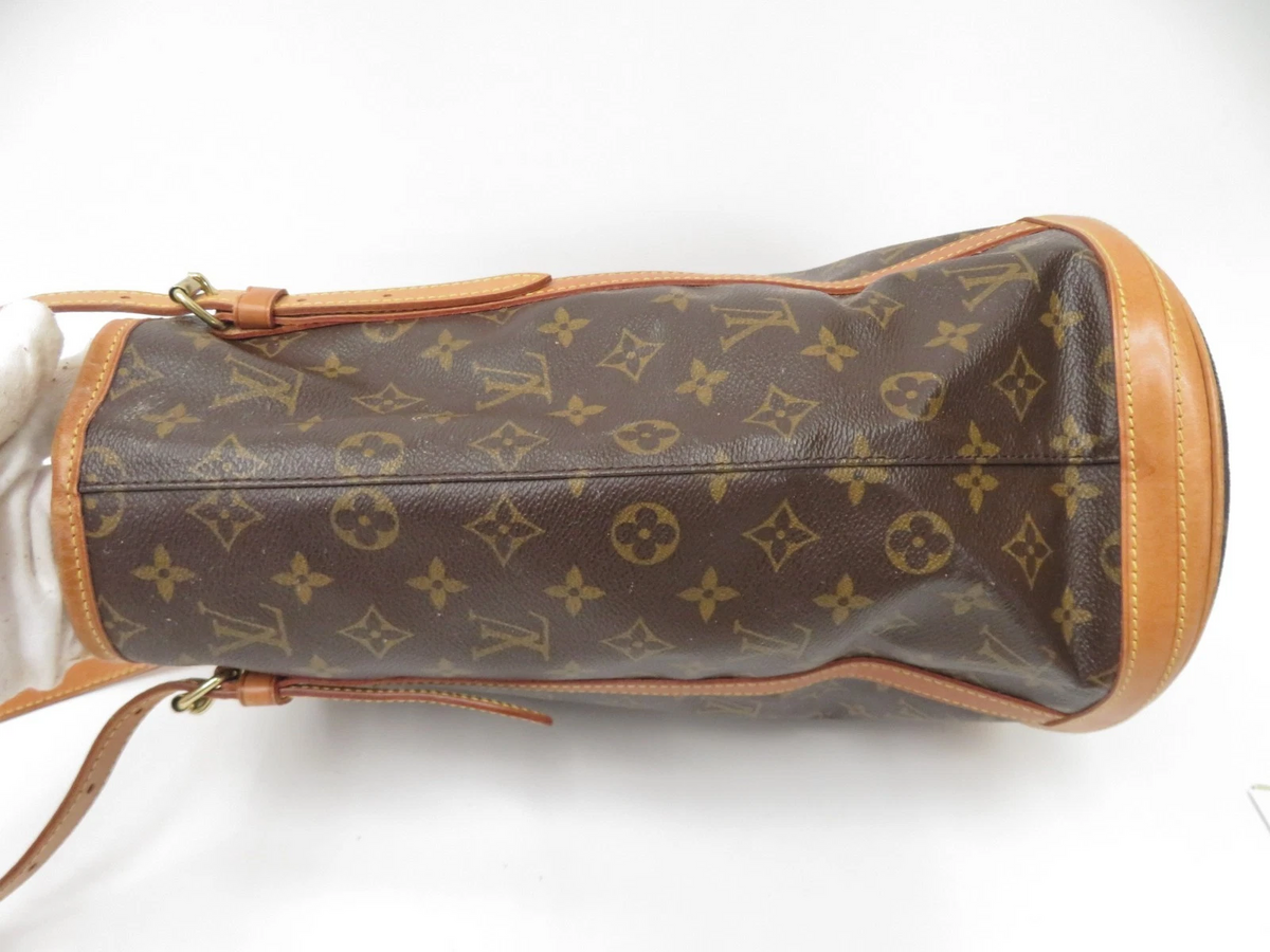 $1,890 2000 Louis Vuitton Monogram Bucket GM AR0010