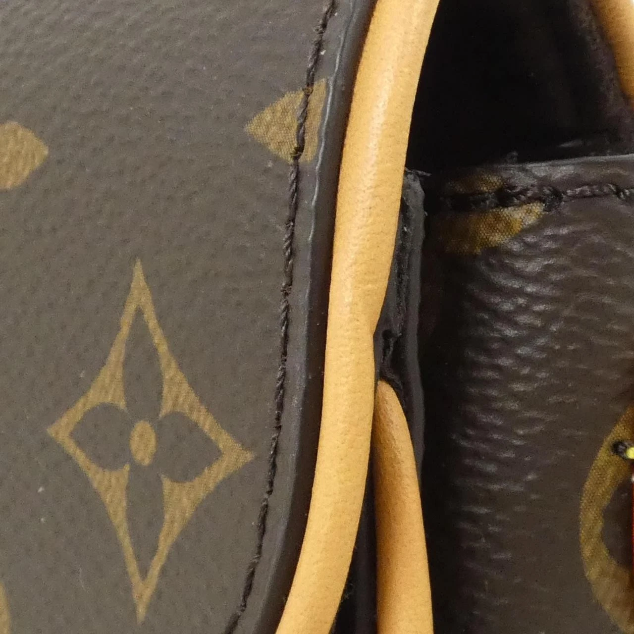 $1680 RFID Louis Vuitton Monogram Pochette Camille Crossbody