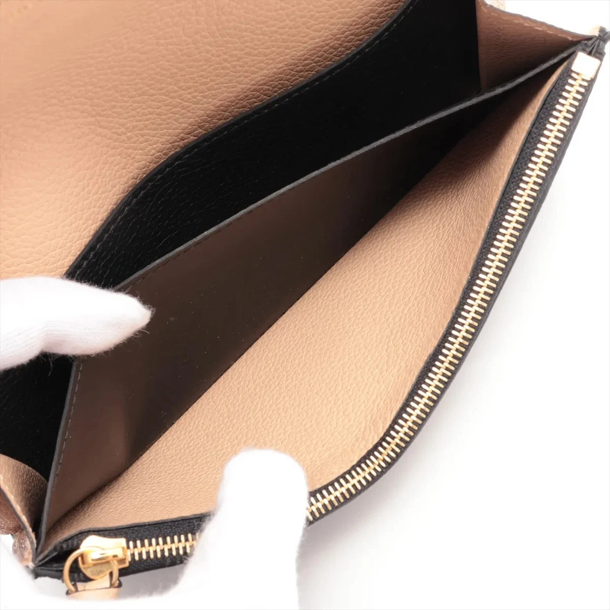 Louis Vuitton Empreinte Portofeuille Emilie M62369 Noir Long Wallet There is a s
