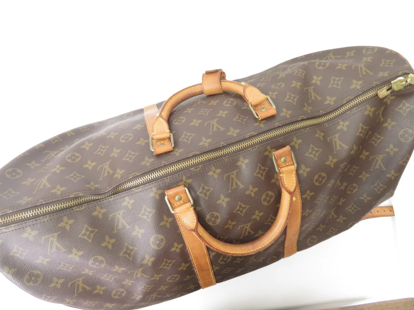 $2690 1990 Louis Vuitton Monogram Keepall Bandouliere 60 VI0950