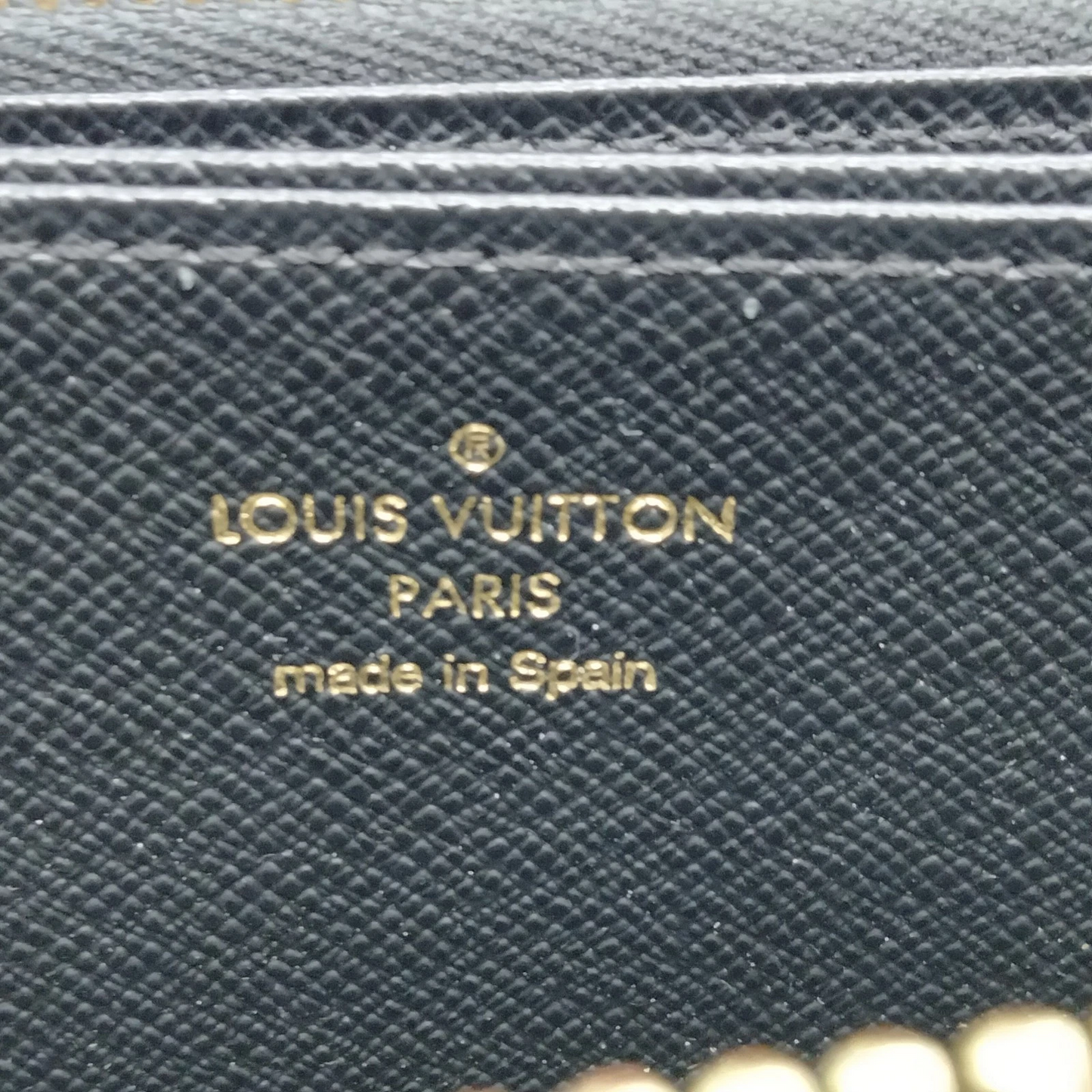 $990 2020 Louis Vuitton Reverse Monogram Giant Zippy Wallet CA3260