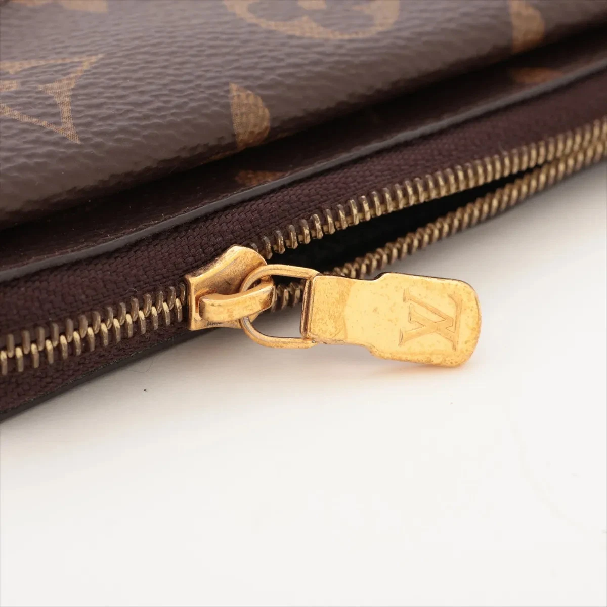 Louis Vuitton Monogram Porto Cartolecto Verso M69431 Black × Brown Coin Purse Th