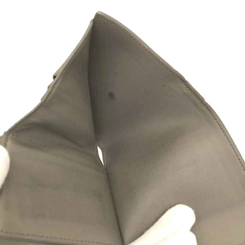 $560 CELINE Triomphe Leather Trifold Wallet Gray