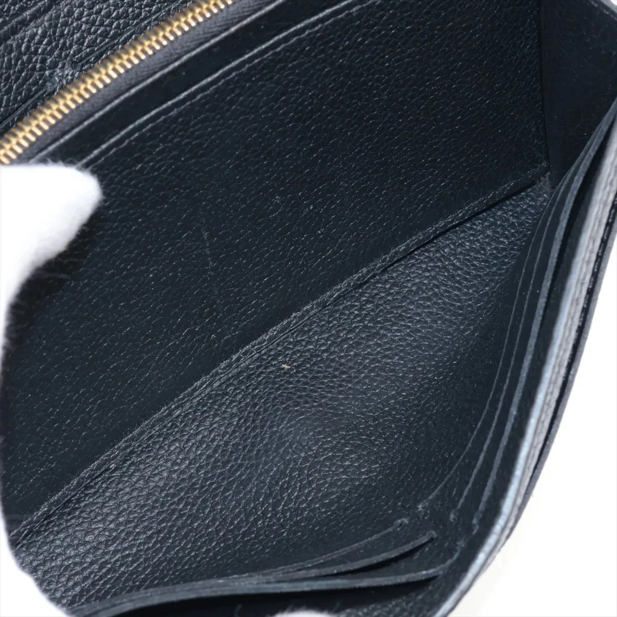 Louis Vuitton Empreinte Portefeuille Sarah M61182 Noir Long Wallet There was an