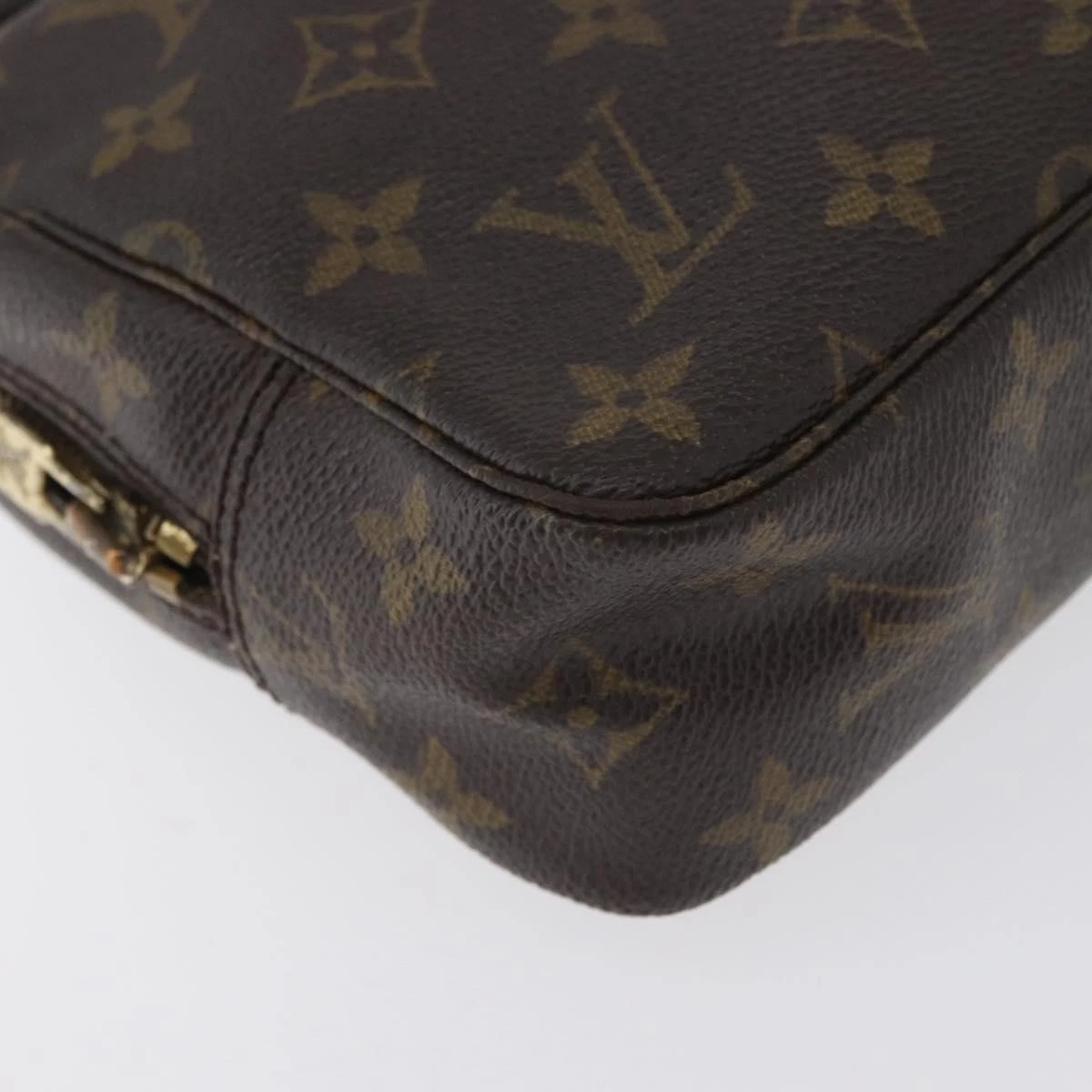 $600 1984 LOUIS VUITTON Monogram Trousse Toilette 23 Clutch Bag 884TH