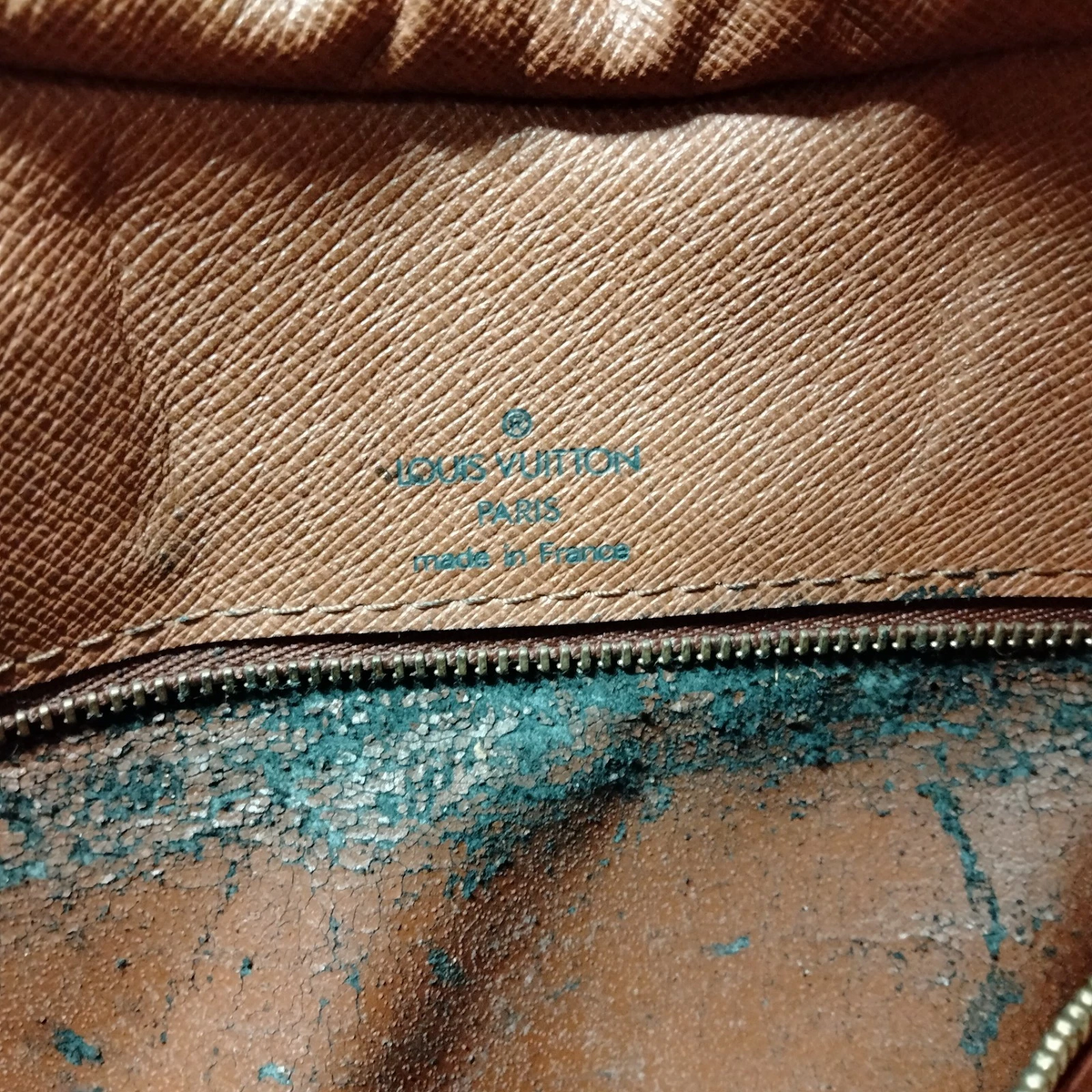 $1,450 1995 Louis Vuitton Monogram Boulogne 35 Shoulder Bag AS1905