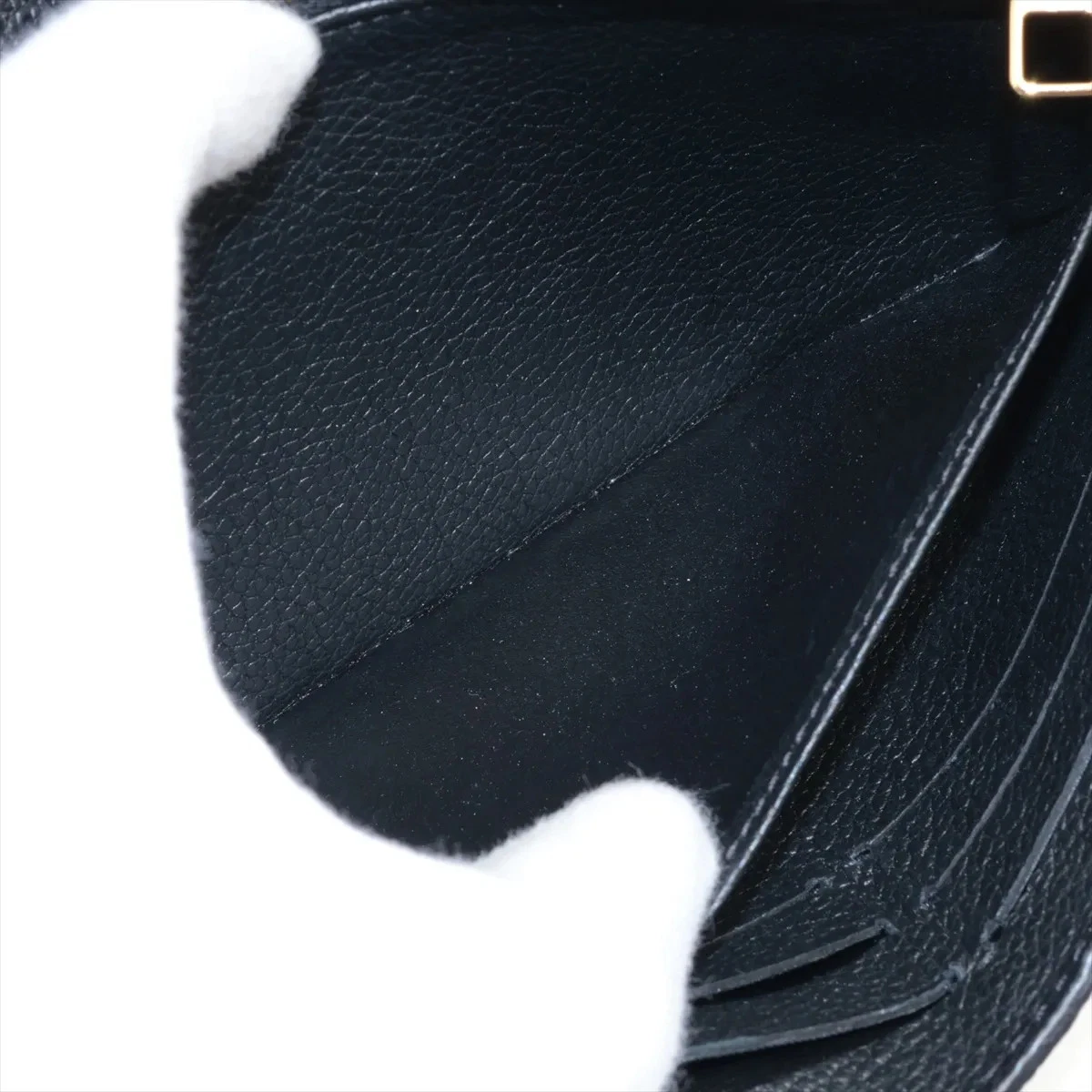 Louis Vuitton Empreinte Portefeuille Sarah M61182 Noir Long Wallet There was an