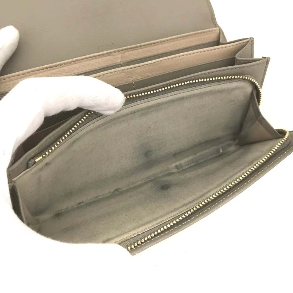 $525 Chloe Indy Long Flap Wallet Beige