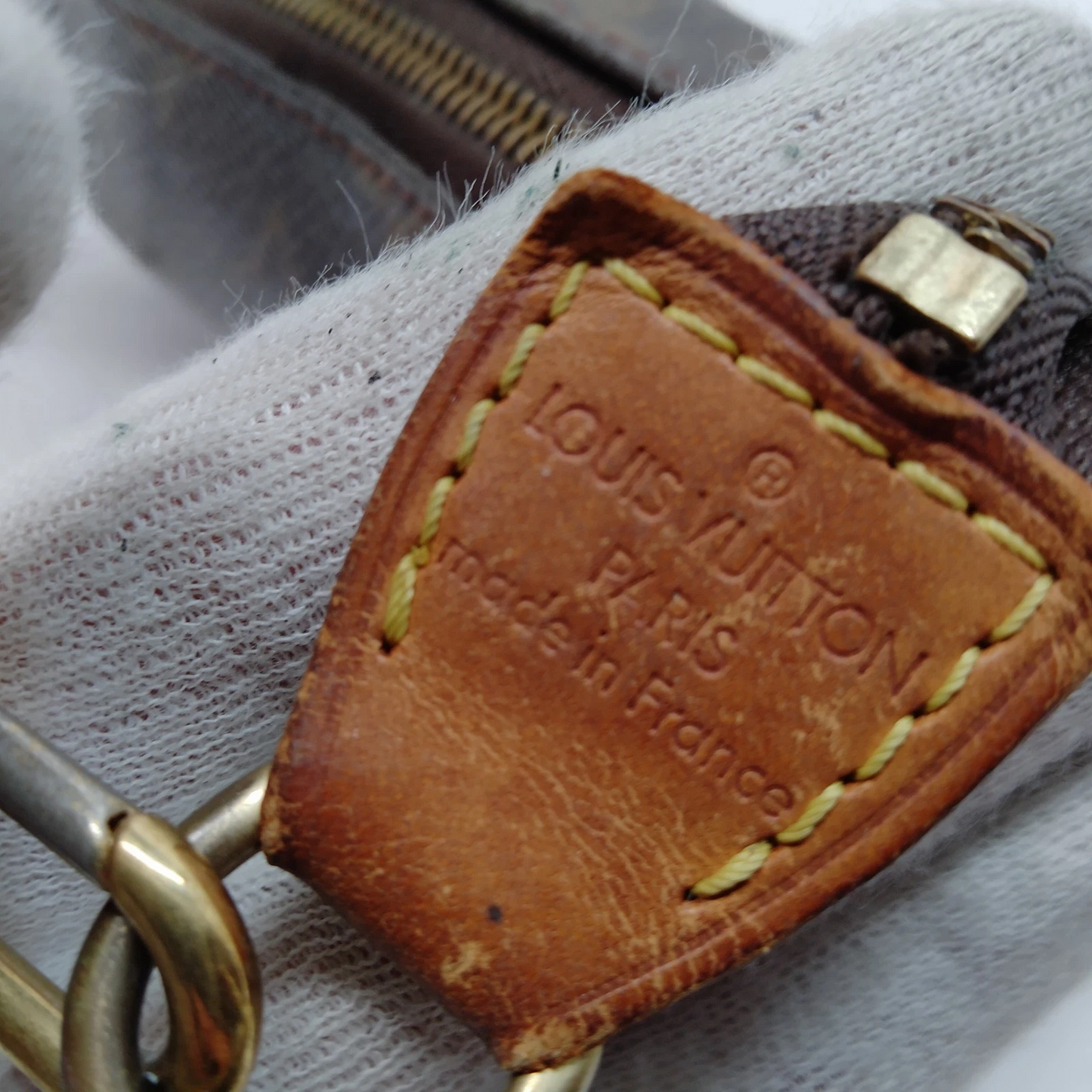 Louis Vuitton Pochette Accessoires Brown Monogram VI0050