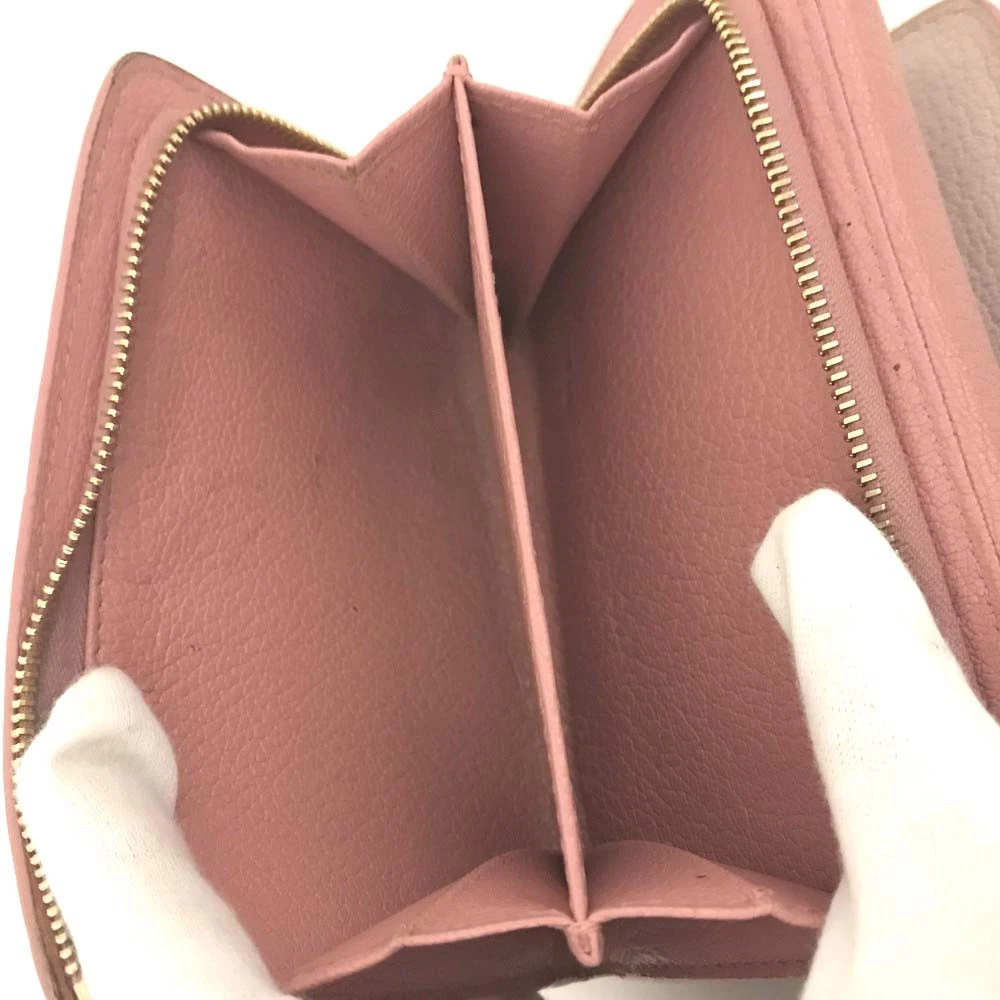 $695 Miu Miu Logo Leather Trifold Wallet – Pink