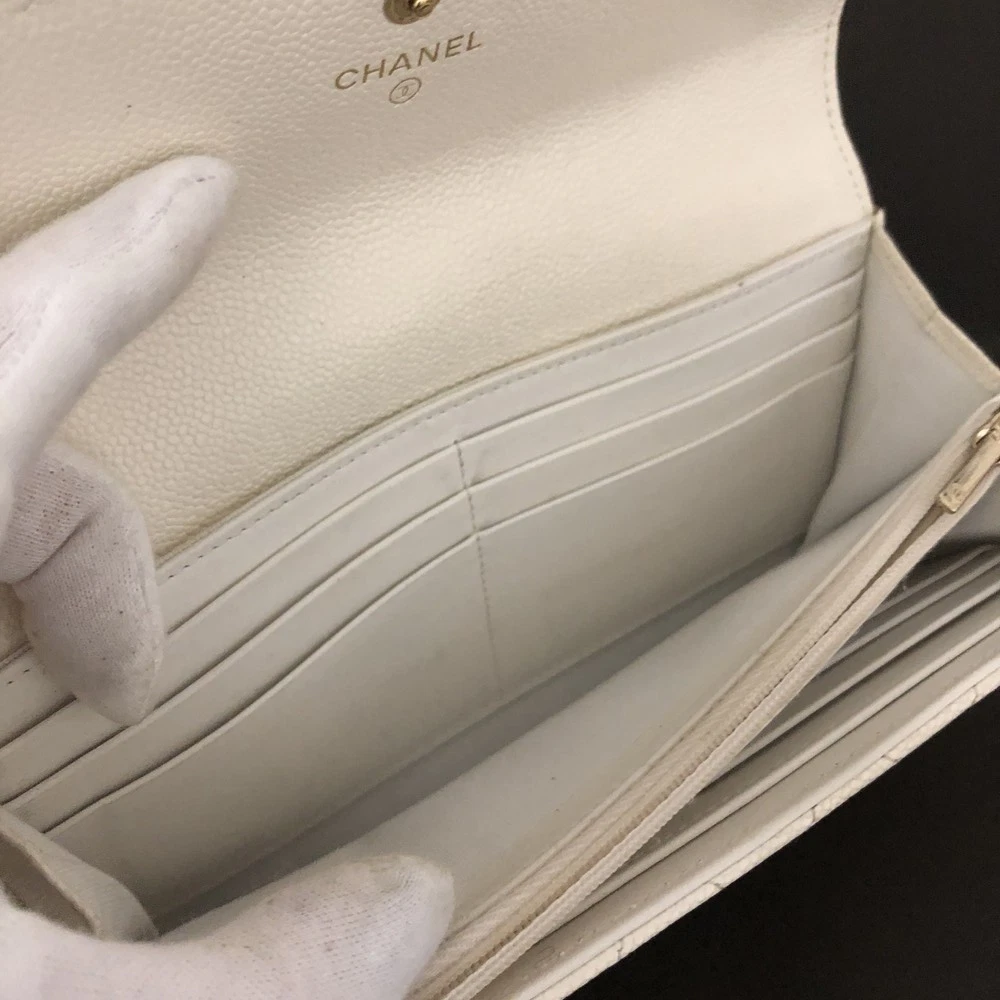 CHANEL CC Quilted Matelasse Grained Calfskin Bifold Wallet/8CG0208