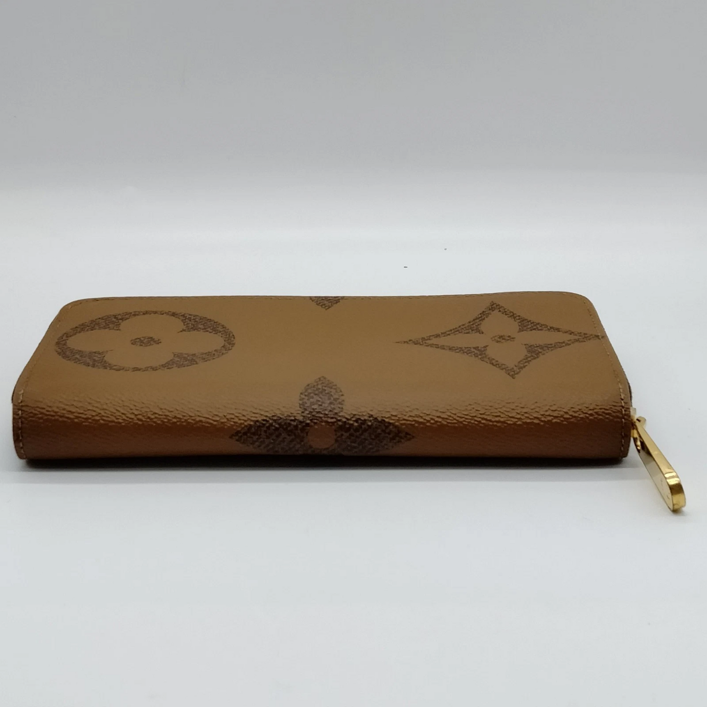 $990 2020 Louis Vuitton Reverse Monogram Giant Zippy Wallet CA3260